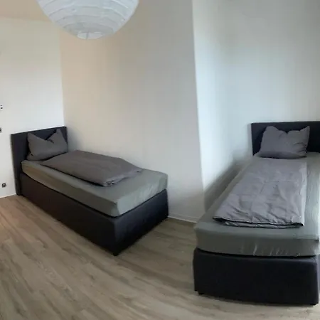 Max Appartements Neubrandenburg Buitenkant foto