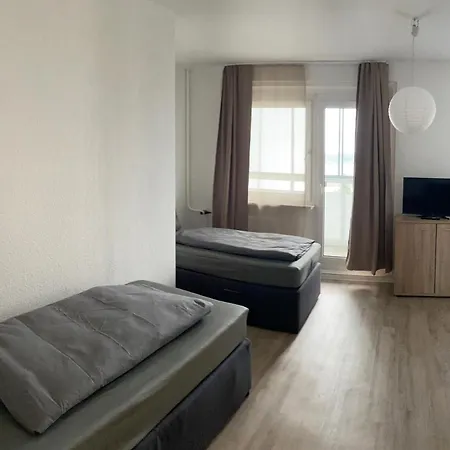 Max Appartements Neubrandenburg Buitenkant foto