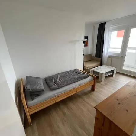 Max Appartements Neubrandenburg Buitenkant foto